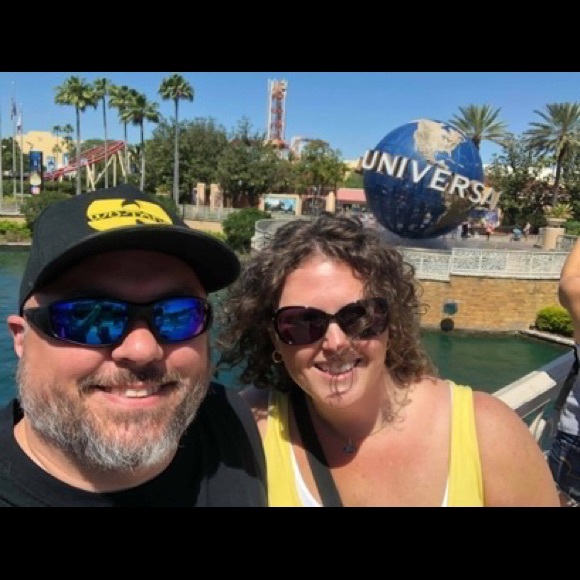 Meet your Posher, Lauren - Picture 1 of 1